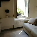 Cozy 22 M² With Air Conditioning *