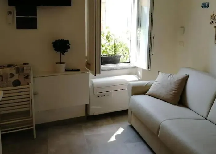 Cozy 22 M² With Air Conditioning *