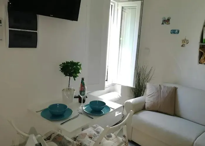 Cozy 22 M² With Air Conditioning